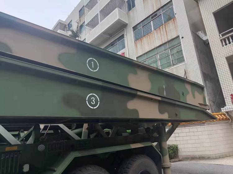 金山迷彩漆是一种通过多色斑块